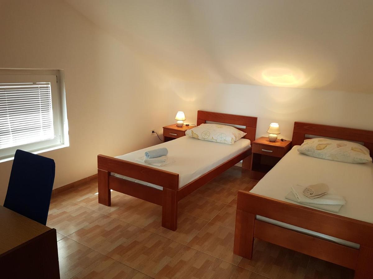 Apartments With A Parking Space Novalja, Pag - 6504 Экстерьер фото